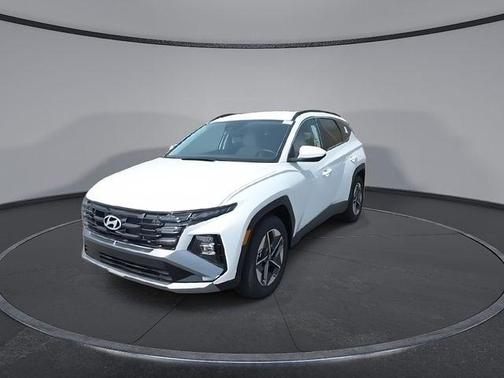 White Pearl 2026 Hyundai TUCSON SEL