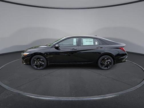 Black 2026 Hyundai ELANTRA HEV SEL Sport