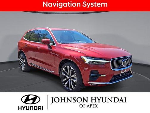 Fusion Red Metallic 2023 Volvo XC60 B6 Ultimate Bright Theme