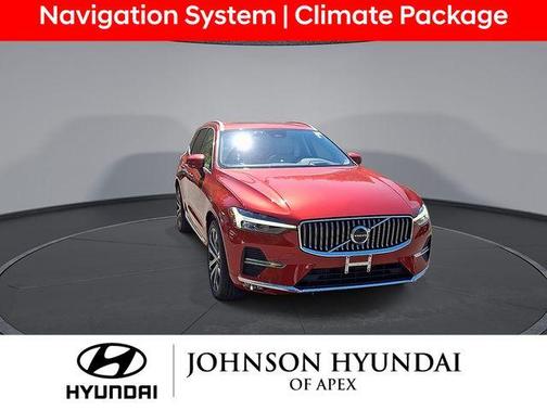 Fusion Red Metallic 2023 Volvo XC60 B6 Ultimate Bright Theme