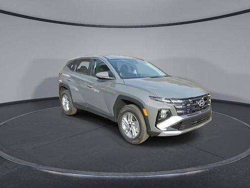 Hampton Gray 2026 Hyundai TUCSON SE