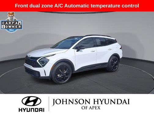Glacial White Pearl 2025 Kia Sportage X-Line