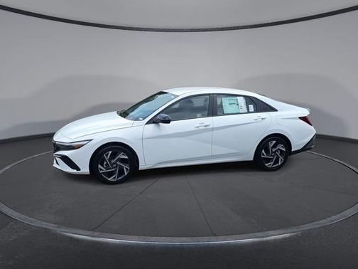 2025 Hyundai ELANTRA HEV SEL Sport