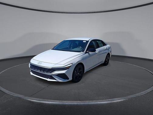 Serenity White Pearl 2026 Hyundai ELANTRA SEL Sport