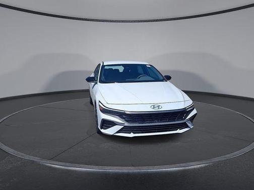 Serenity White Pearl 2026 Hyundai ELANTRA SEL Sport