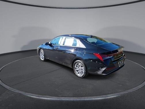 2026 Hyundai ELANTRA HEV Blue