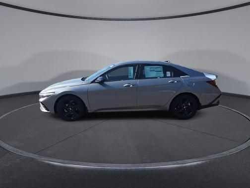 2026 Hyundai ELANTRA SEL