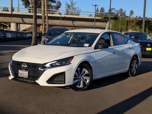 2025 Nissan Altima S