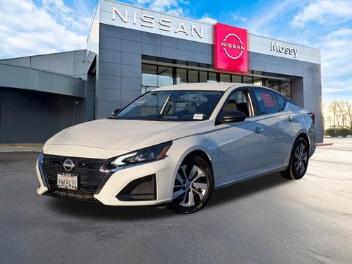 2025 Nissan Altima S