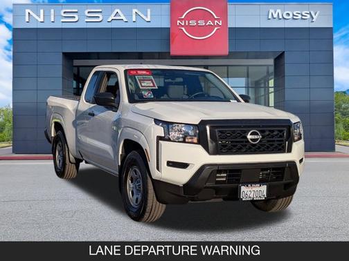 2024 Nissan Frontier S