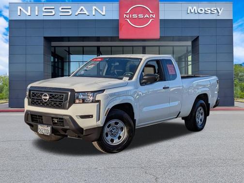 2024 Nissan Frontier S