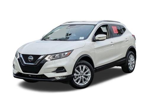 White 2022 Nissan Rogue Sport SV