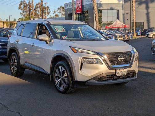2022 Nissan Rogue SV
