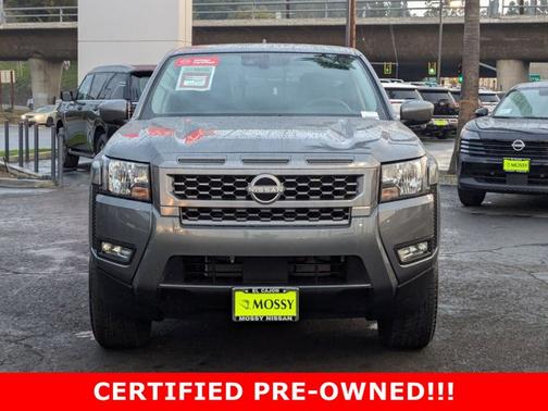 2025 Nissan Frontier SV
