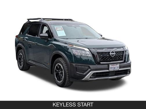 2t Grn Blk Roof 2024 Nissan Pathfinder Rock Creek
