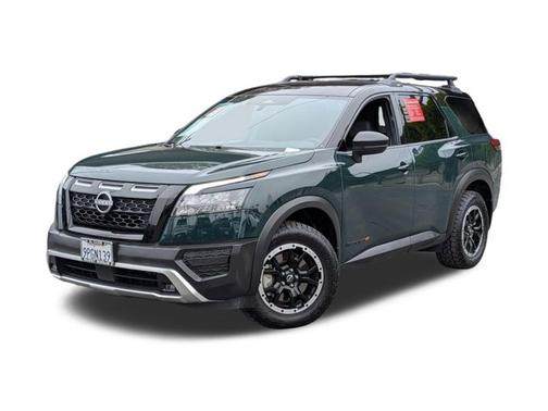 2t Grn Blk Roof 2024 Nissan Pathfinder Rock Creek