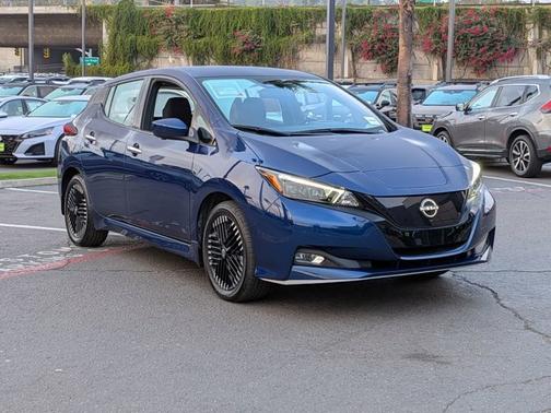 2024 Nissan Leaf SV PLUS