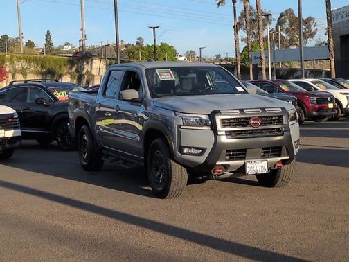 2025 Nissan Frontier PRO-4X