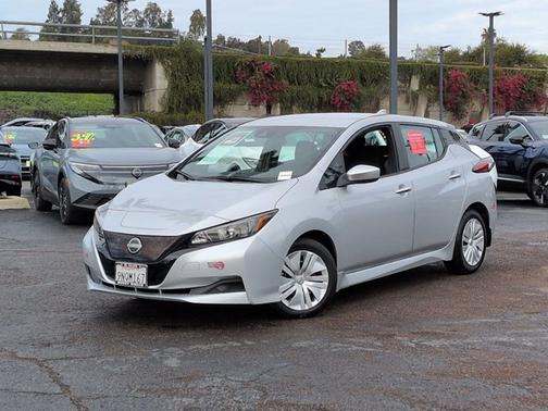 2024 Nissan Leaf S