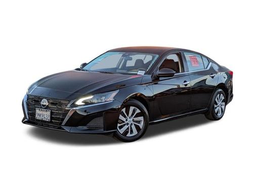 2025 Nissan Altima S