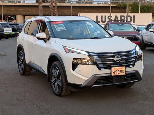 2024 Nissan Rogue SL