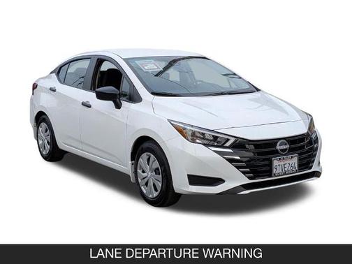 Cloud White 2025 Nissan Versa 1.6 S