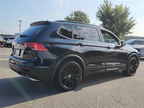 2021 Volkswagen Tiguan 2.0T SE R-Line Black