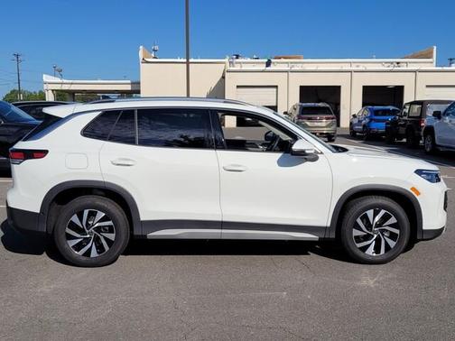 2025 Volkswagen Tiguan 2.0T S