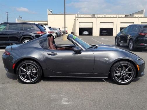 2017 Mazda MX-5 Miata SV