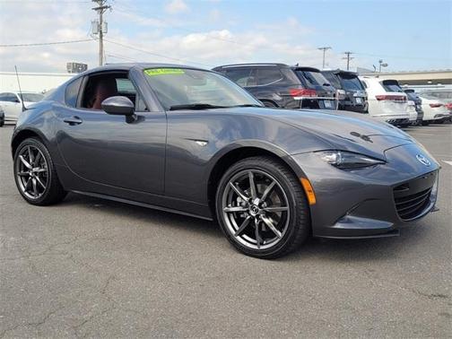 2017 Mazda MX-5 Miata SV