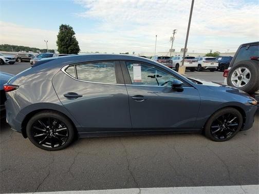 2024 Mazda Mazda3 2.5 S Carbon Edition