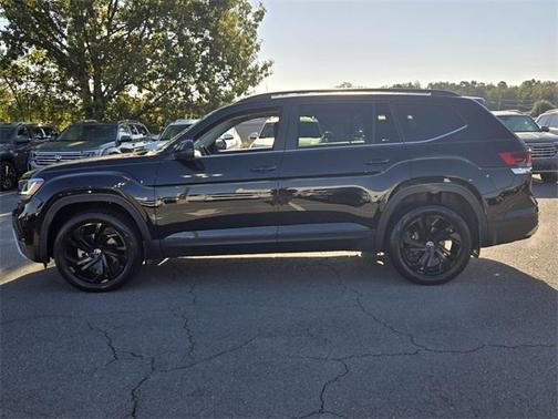 2023 Volkswagen Atlas 3.6L SE w/Technology