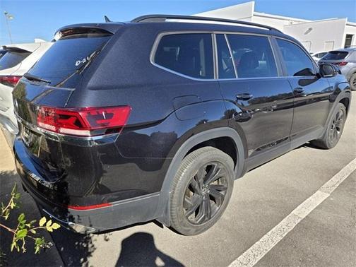 2023 Volkswagen Atlas 3.6L SE w/Technology