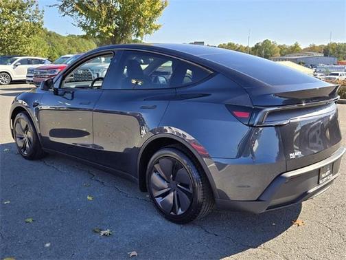 2026 Tesla Model Y Long Range