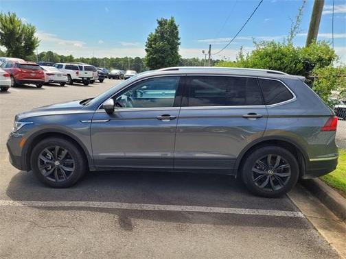 2024 Volkswagen Tiguan 2.0T SE