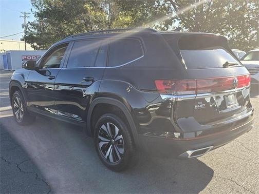 2024 Volkswagen Atlas 2.0T SE