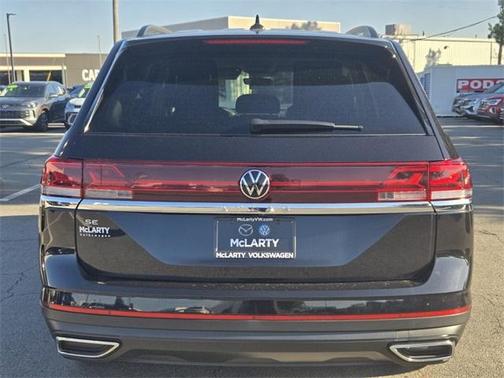 2024 Volkswagen Atlas 2.0T SE