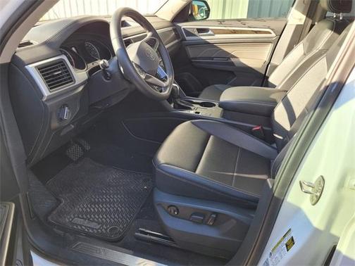2021 Volkswagen Atlas 3.6 V6 SE w/ Technology