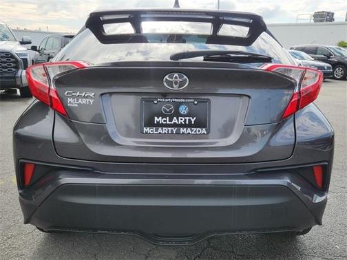 2020 Toyota C-HR LE