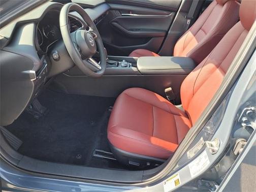 2024 Mazda Mazda3 Carbon Edition