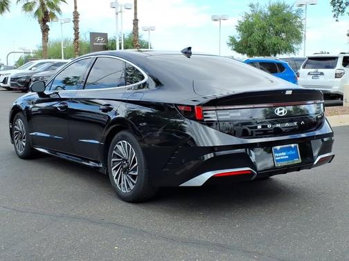 Black 2025 Hyundai SONATA Hybrid Limited