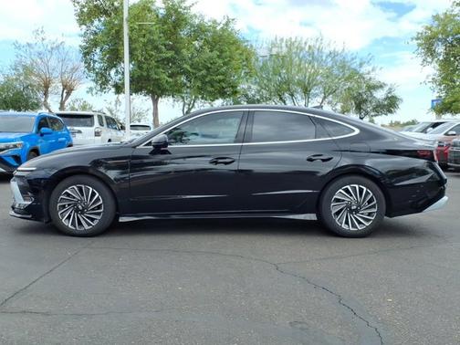 Black 2025 Hyundai SONATA Hybrid Limited