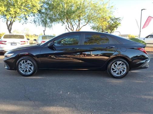 2025 Hyundai ELANTRA HEV Blue