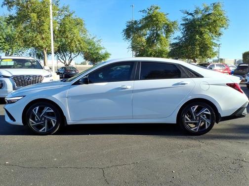 2025 Hyundai ELANTRA HEV SEL Sport