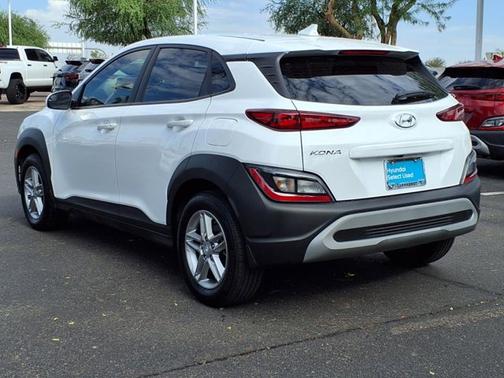 2022 Hyundai KONA SE