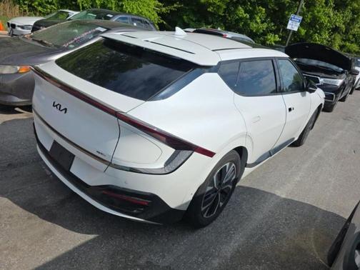 Snow White Pearl 2023 Kia EV6 GT-Line