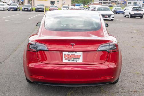 2022 Tesla Model 3 Base