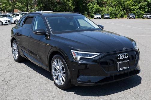 2021 Audi e-tron Prestige