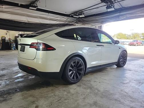 2023 Tesla Model X Standard Range