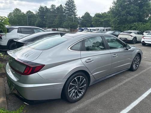 2020 Hyundai SONATA Limited